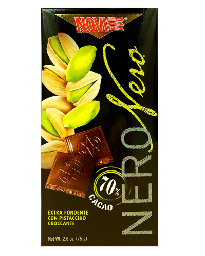 Czekolada z pistacjami NOVI Nero 75g. EAN:8006380215661. Ciemna czekolada z chrupiącymi pistacjami. Harmonijne połączenie wyrazistej, ciemnej czekolady o wysokiej zawartości kakao z kawałkami pistacji, które wnoszą do niej lekko słodką, orzechową nutę.